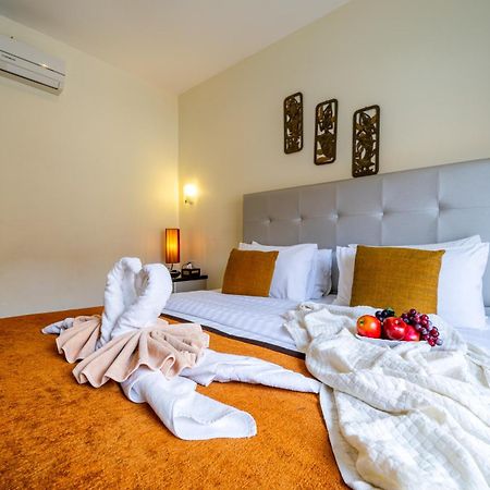 Siam Court Hotel And Resort Bang Sare Exteriör bild
