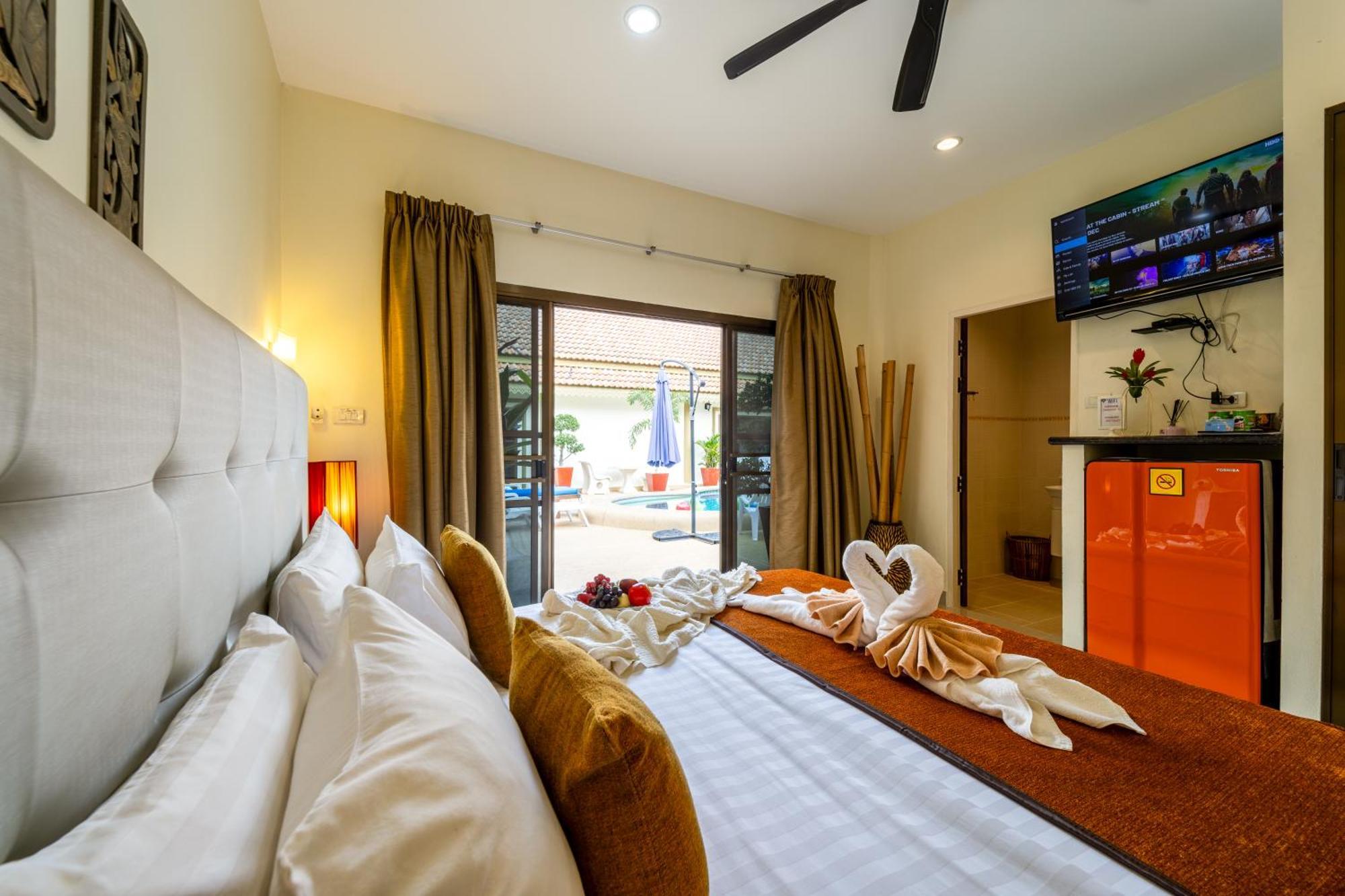 Siam Court Hotel And Resort Bang Sare Exteriör bild