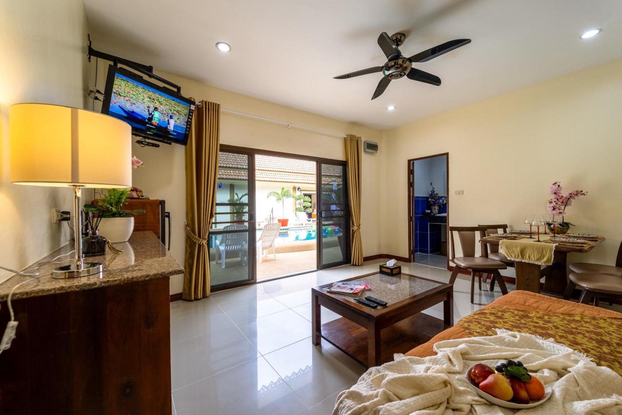 Siam Court Hotel And Resort Bang Sare Exteriör bild