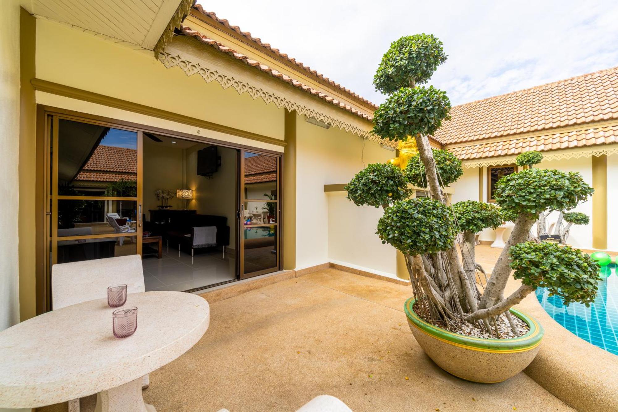 Siam Court Hotel And Resort Bang Sare Exteriör bild